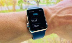 Fitbit, felç önleme teknolojisiyle Apple Watch'un liderliğini takip ediyor