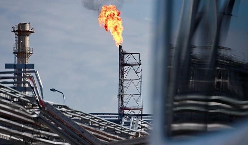 Rusya'nın yaptırım arzından korkmasıyla petrol düşüşleri ve piyasalar yükseldi